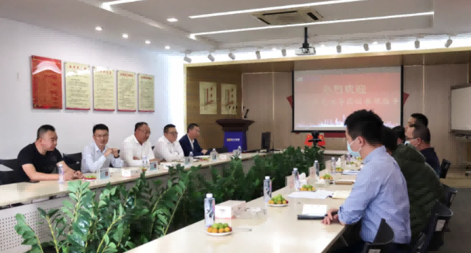 东莞市工信局与镇经发局领导莅临巅峰国际电缆参观指导