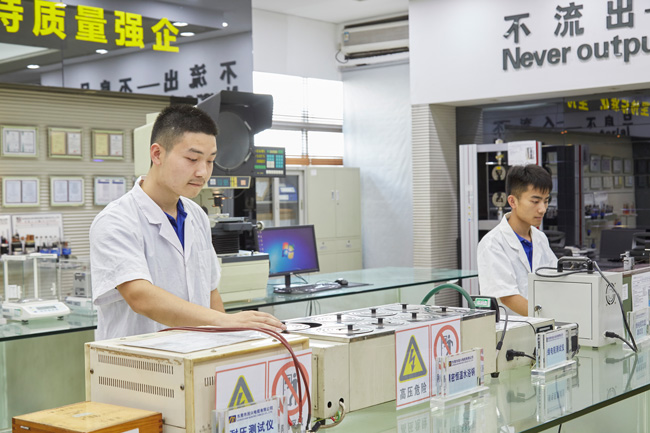 东莞制造业如何做品牌？？？？？这家工业企业签下甄子丹任代言人
